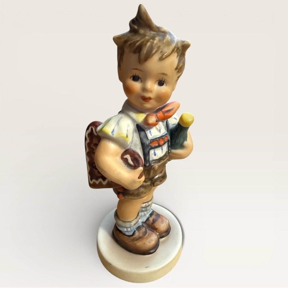 Vintage “Valentine Joy” Goebel Hummel - 1979 - Exclusive Special Edition